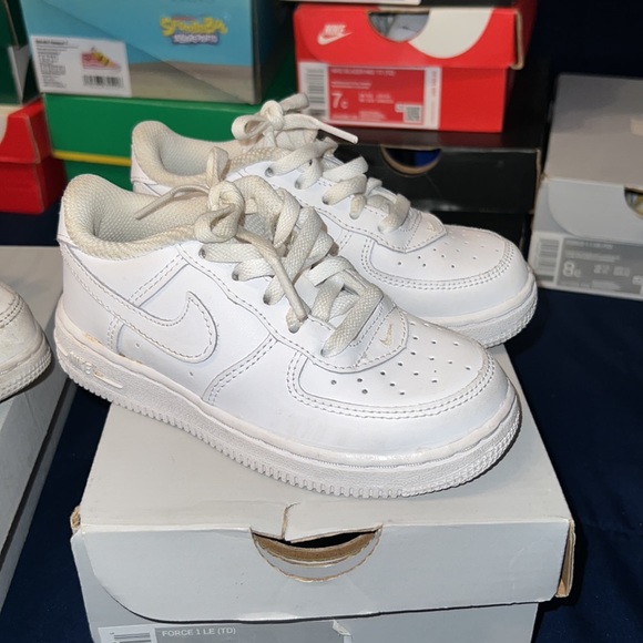Air forces - Picture 3 of 4